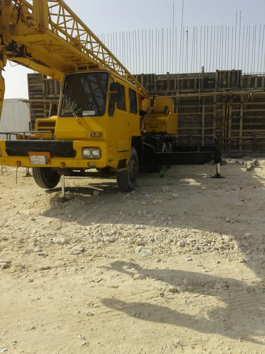 كرين 25 طن — سامسونج · SC25H · 1996 · اصفر — صورة 2 من 6