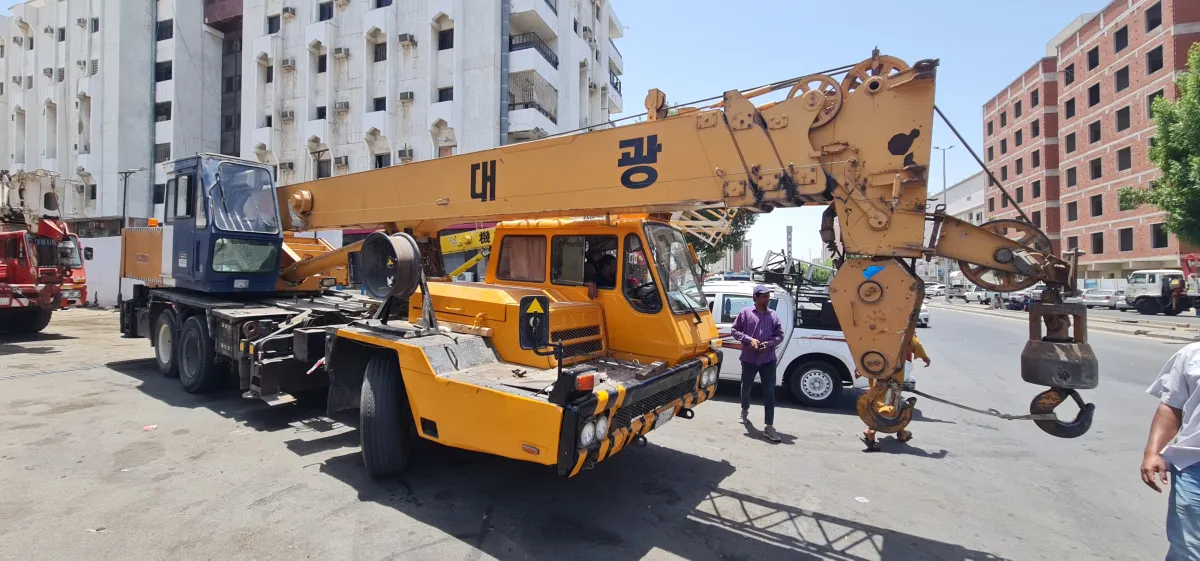 كرين 25 طن — سامسونج · SC25H-2 · 1996 · برتقالي — صورة 2 من 6