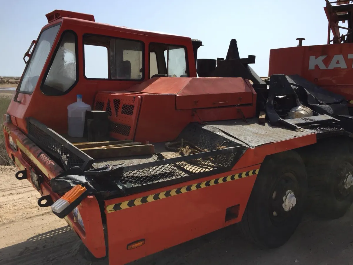 كرين 45 طن — كاتو · NK-500E-V · 1980 · احمر — صورة 4 من 6