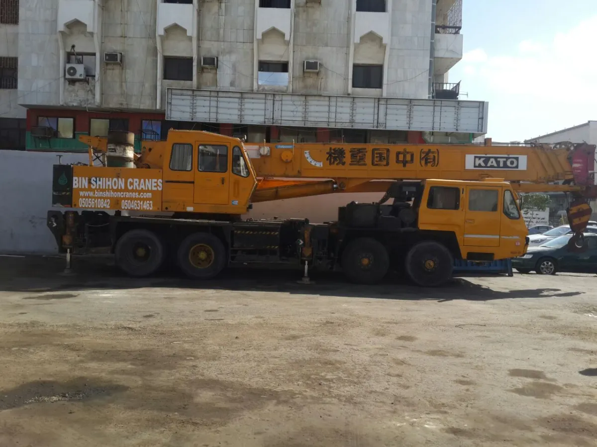 كرين 45 طن — كاتو · NK-450B · 1991 · اصفر — صورة 2 من 3