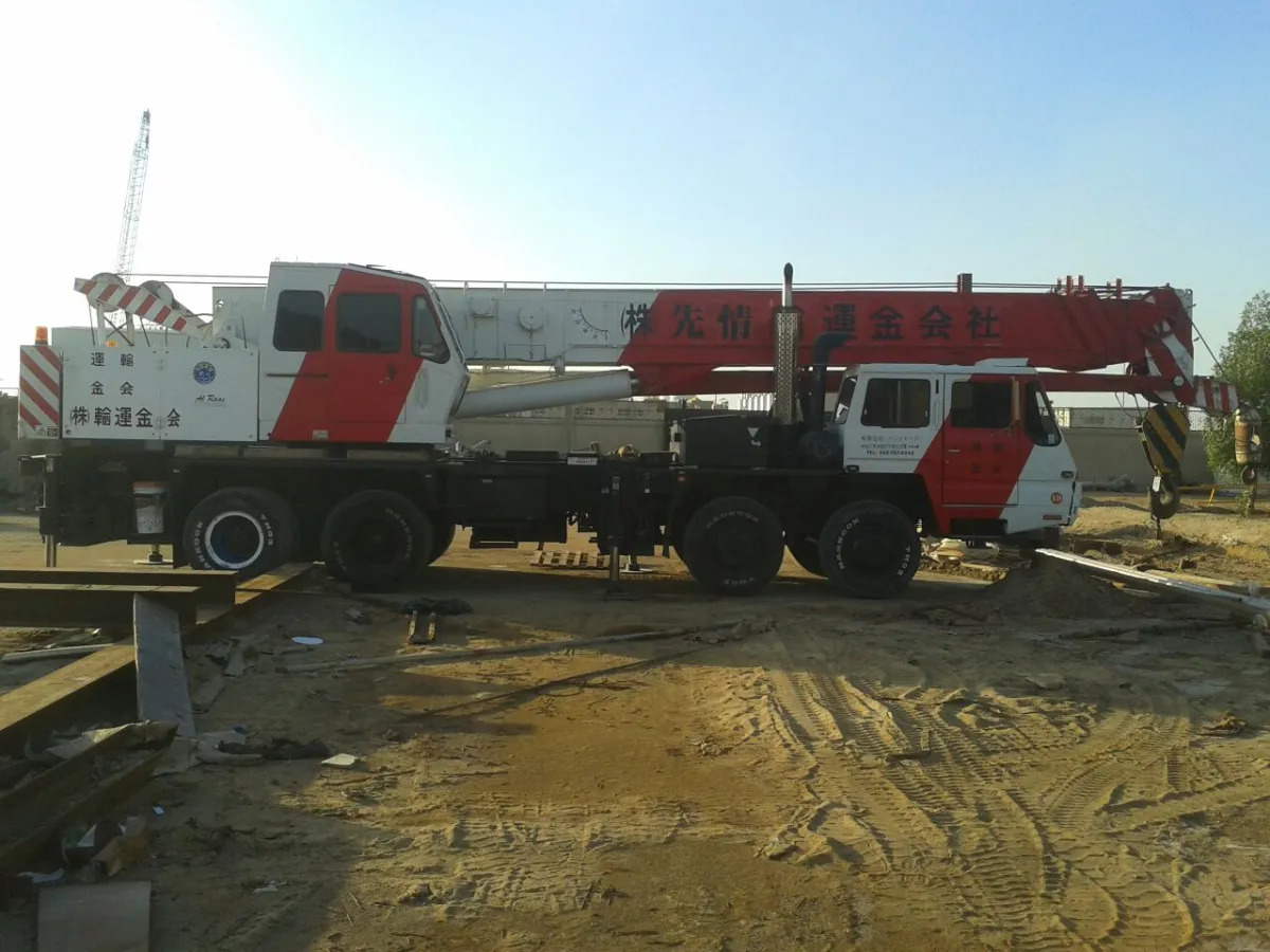 كرين 50 طن — كاتو · NK500E-V · 2001 · احمر — صورة 4 من 6